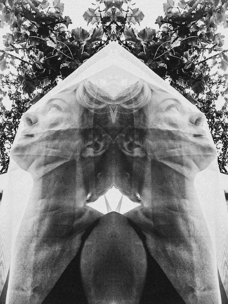 FaceTime 𓁿. Cari Clavijo | dancer | artist