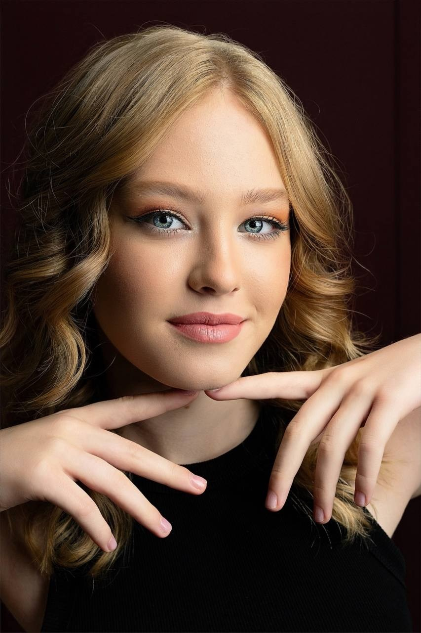 БЬЮТИ. Детский школьный фотограф в Кемерово Зиновьева Екатерина