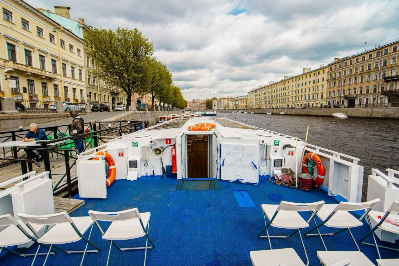 Теплоход «Золушка». SPB Rent Boats|аренда катеров и теплоходов