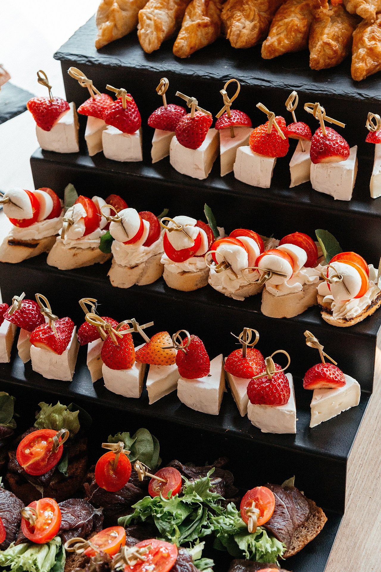 Репортаж в автосалоне. Светский фотограф Санкт-Петербург и ЛО