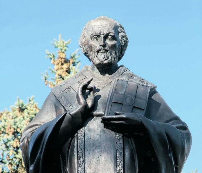 Альбом памятников и мемориалов. Автор Лындин Дмитрий Васильевич. Лындин Дмитрий Васильевич — официальный сайт скульптора