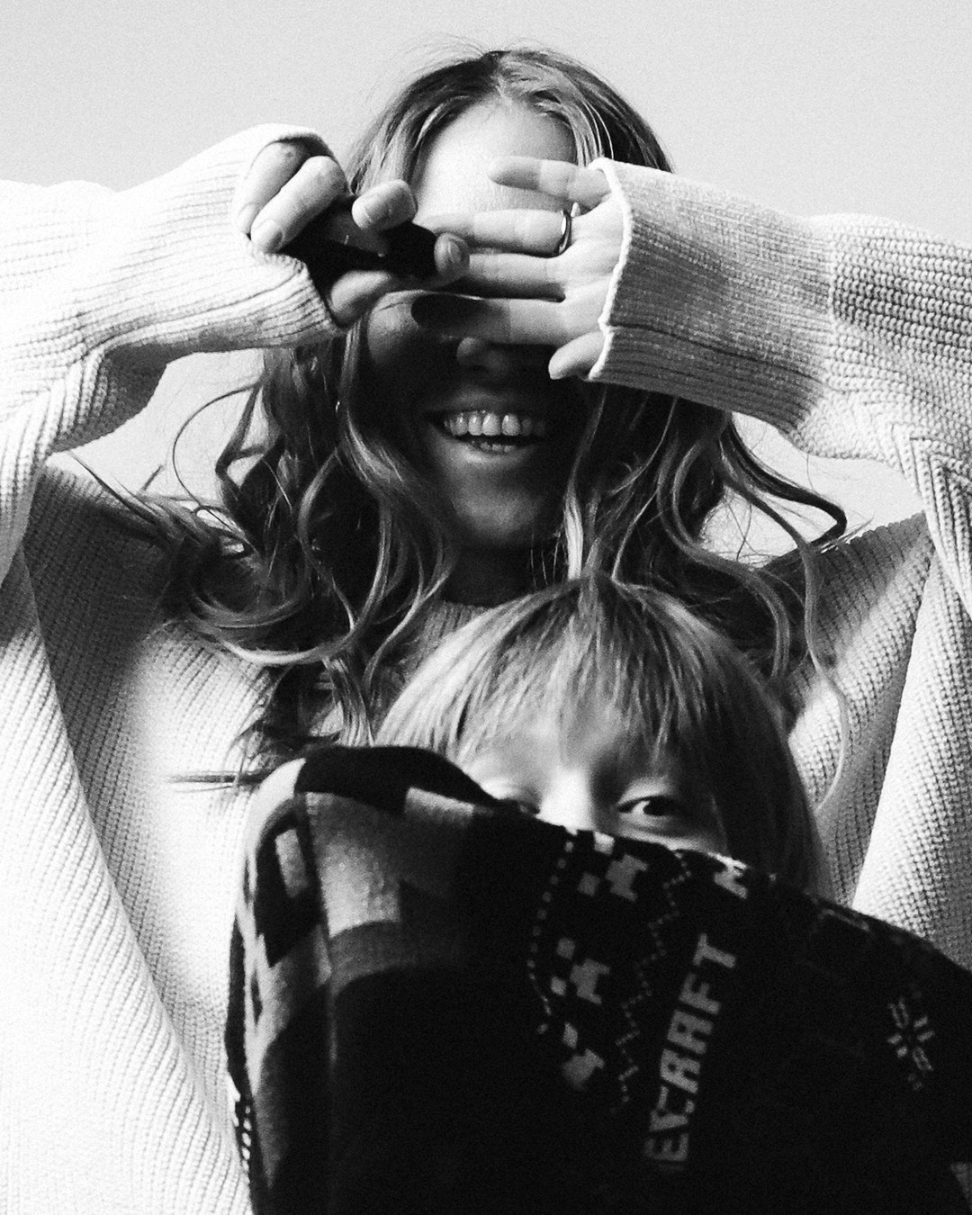 Чб на белом