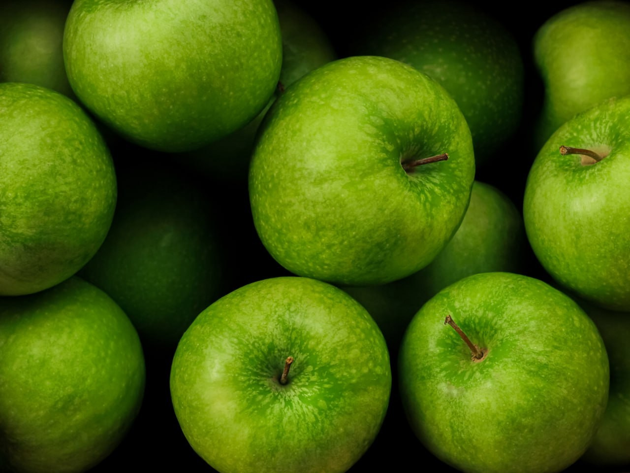 Собрано в саду. OLEG STRATIEVSKY