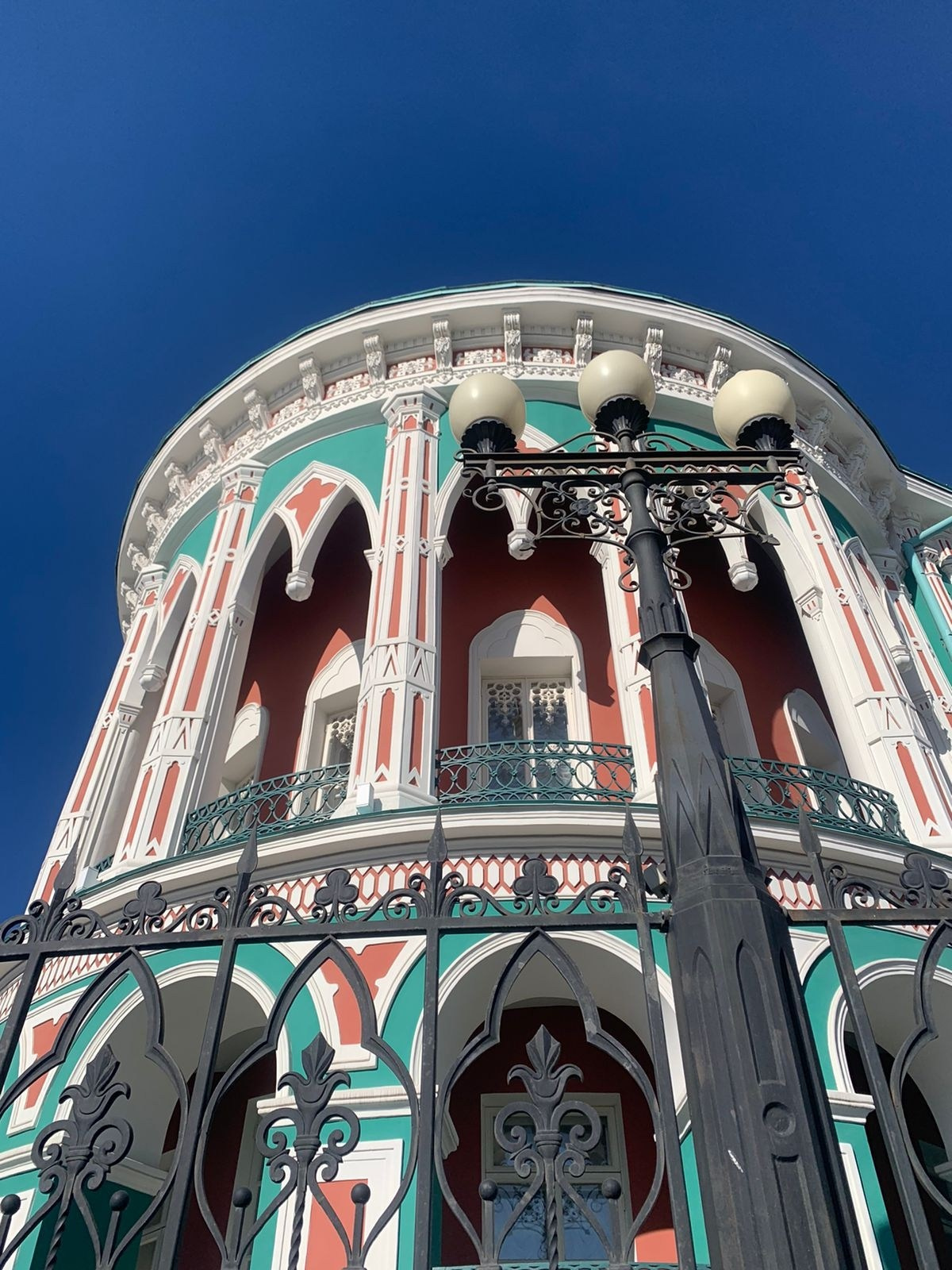 Екатеринбург | 08-09.04.23. Галерея Фантим