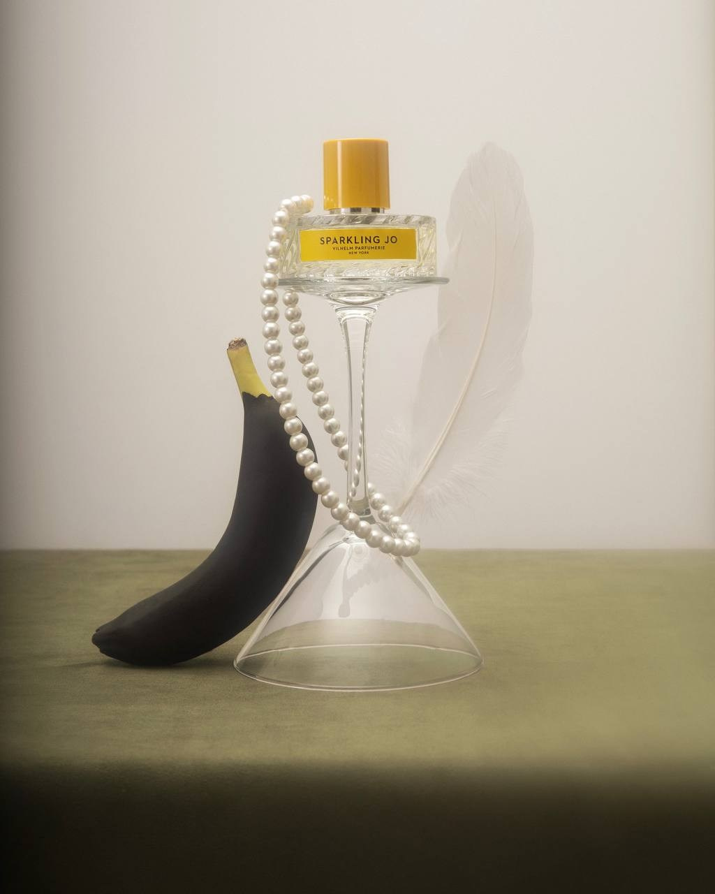 Парфюм. Предметный фотограф в Грузии