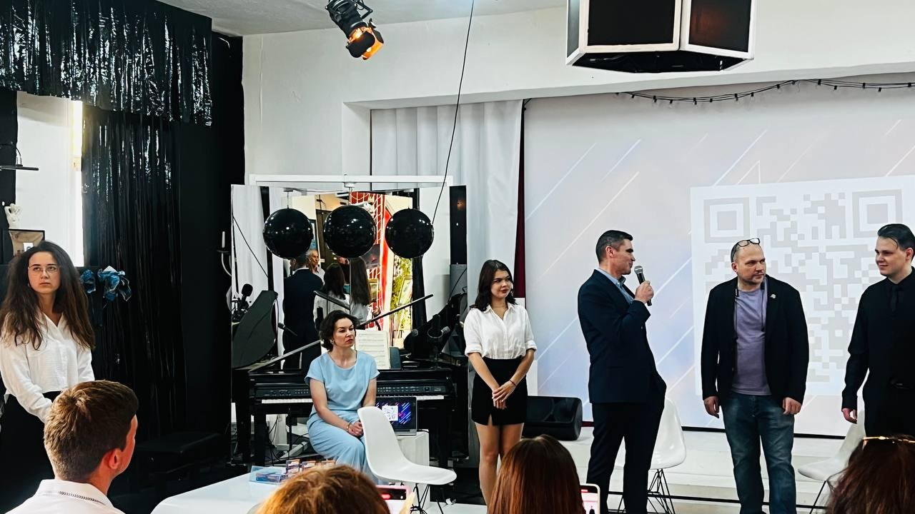 Фотовыставка в рамках фестиваля. Фотовыставки serebro.gallery, в которых автором можешь стать ты! | Москва