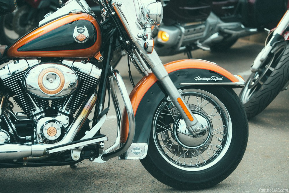 Авто. Фотограф Александр Ямпольский