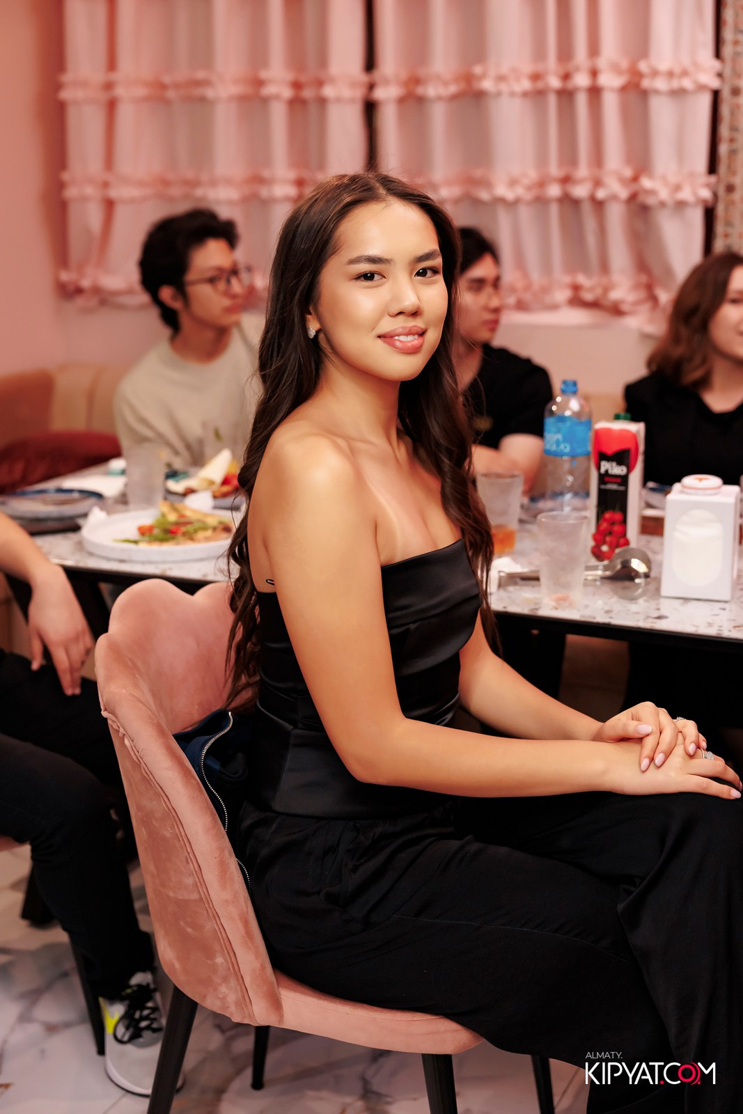 КАРАОКЕ JANYM SOUL НА МАРКОВА. КИПЯТКОМ АЛМАТЫ!