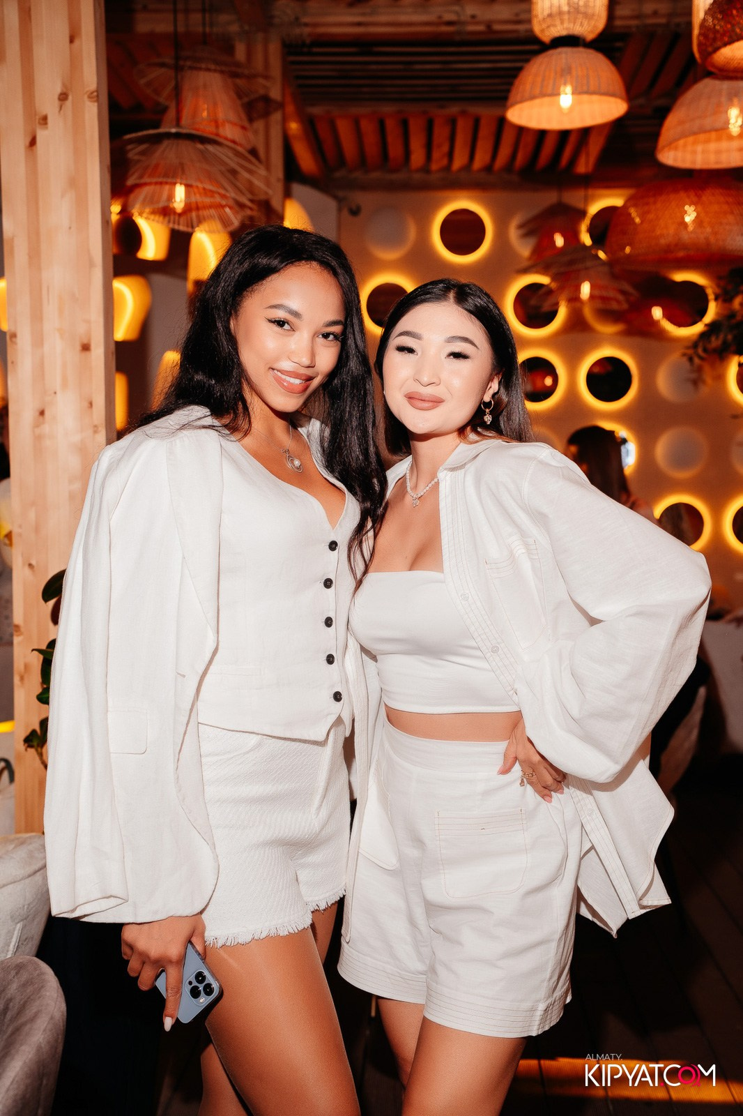 MOOD KARAOKE & TERRACE. КИПЯТКОМ АЛМАТЫ!