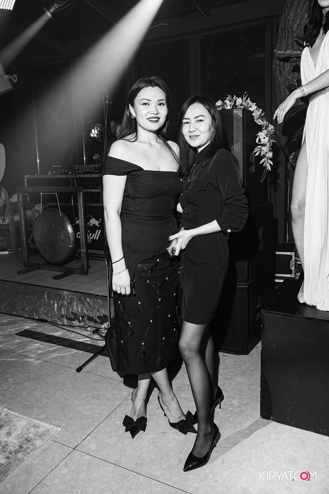 EDEN BAR & RESTAURANT. КИПЯТКОМ АЛМАТЫ!