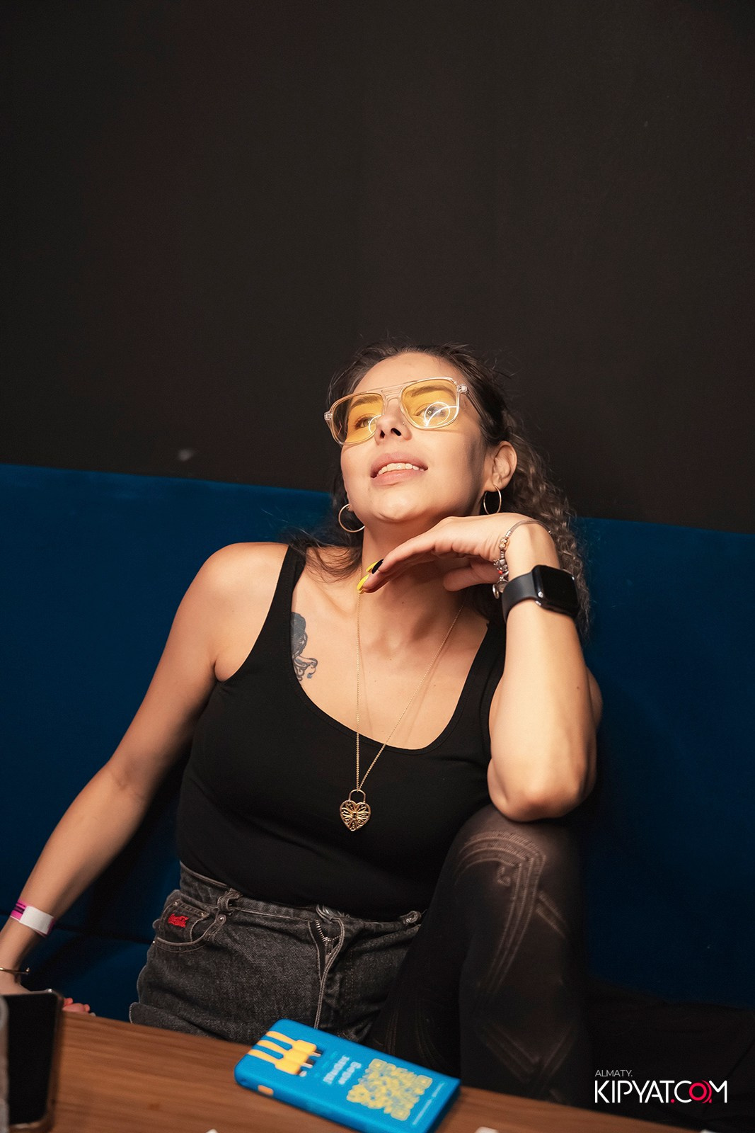 UYAT ЕМES BAR. КИПЯТКОМ АЛМАТЫ!