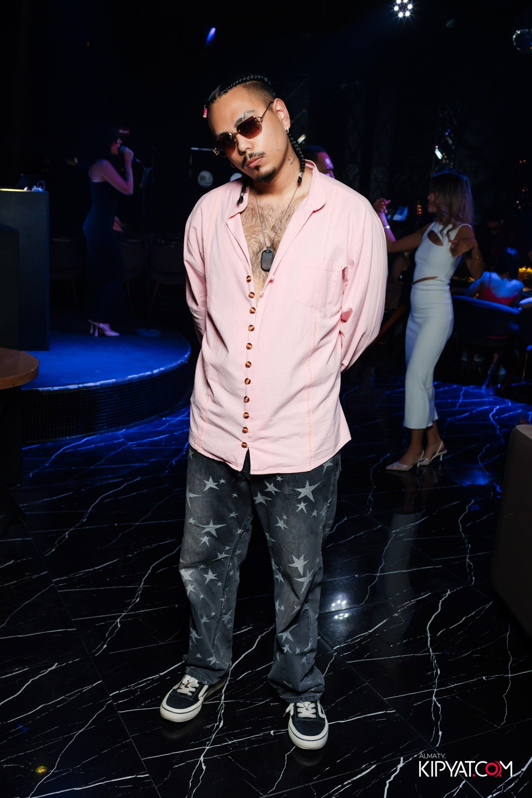 MOOD KARAOKE & TERRACE. КИПЯТКОМ АЛМАТЫ!