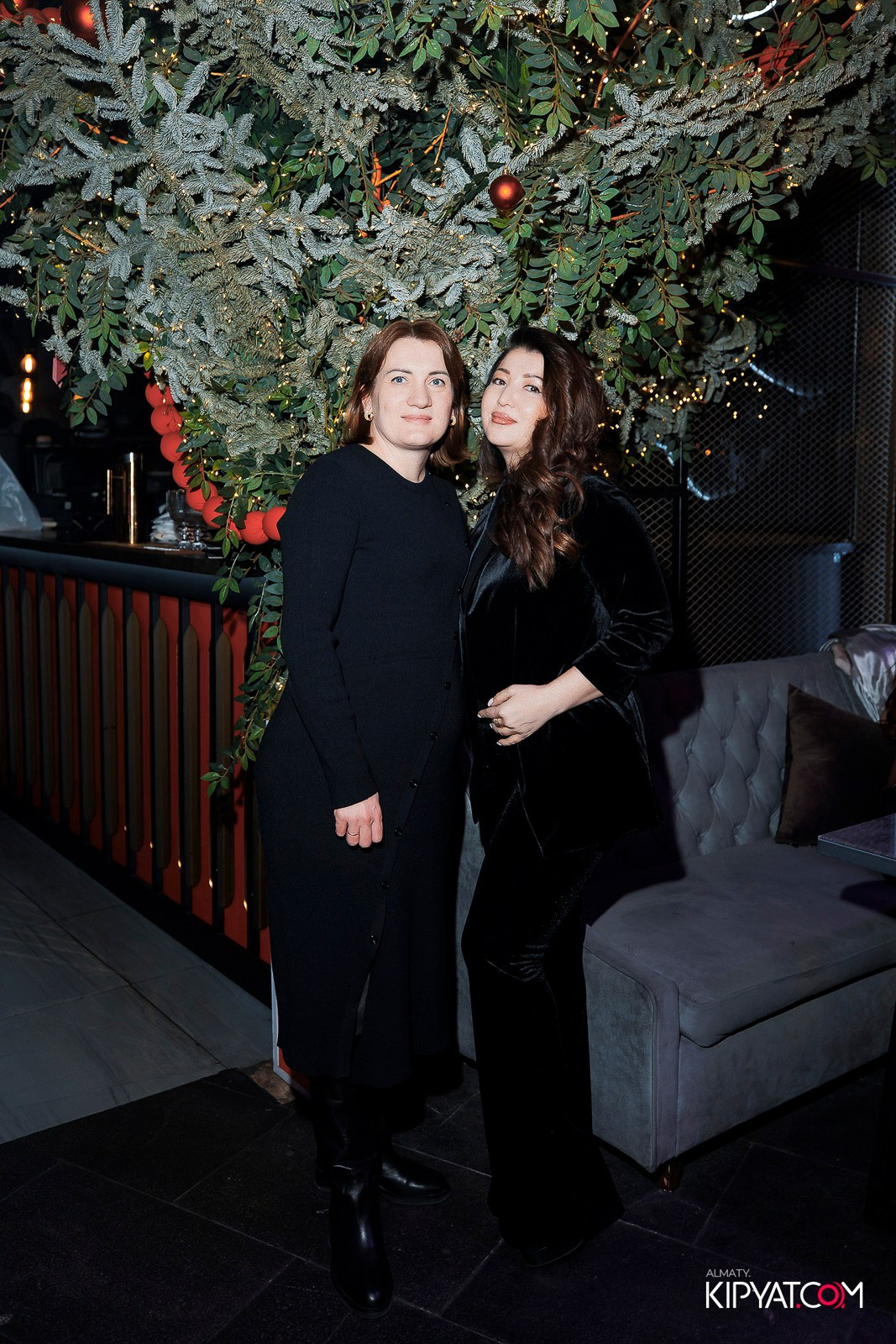 FRIENDS BAR & TERRACE. КИПЯТКОМ АЛМАТЫ! Фотосъемка мероприятий в Алматы