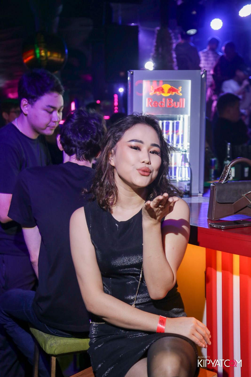 UYAY EMES BAR. КИПЯТКОМ АЛМАТЫ! Фотосъемка мероприятий в Алматы