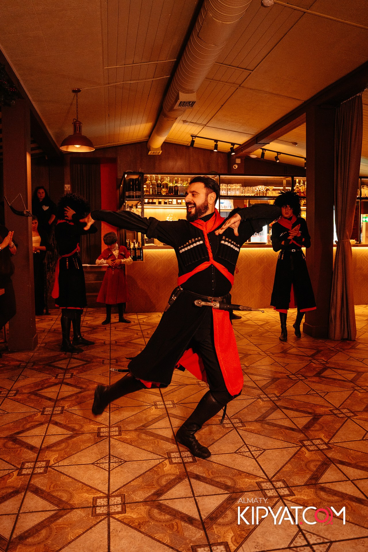 РЕСТОРАН МЦХЕТА. КИПЯТКОМ АЛМАТЫ!