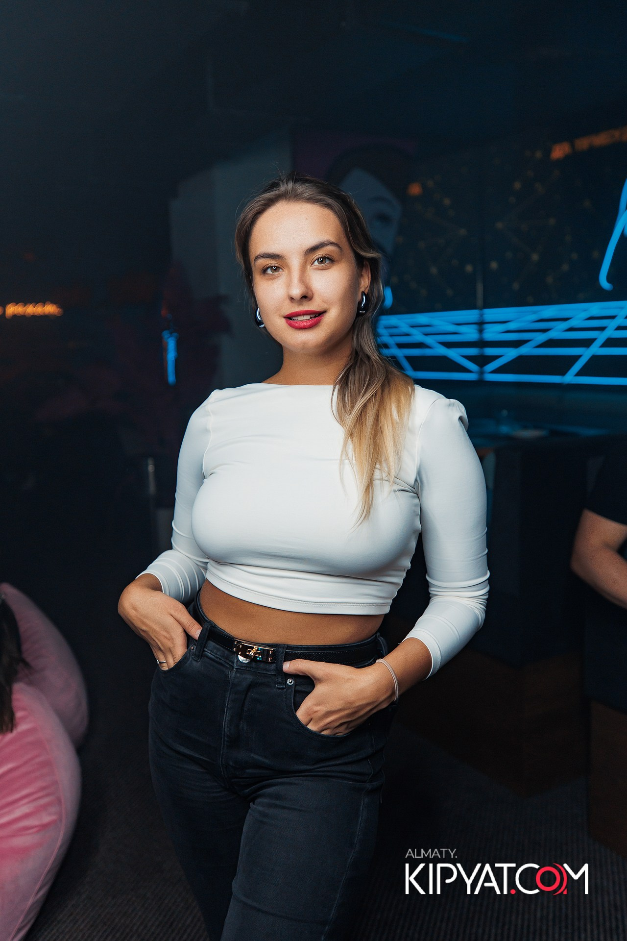 КОНЦЕРТ ГРУППЫ HIFI SANTA BARBARA. КИПЯТКОМ АЛМАТЫ!