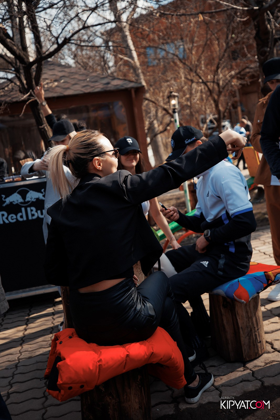 ДНЕВНОЙ РЕЙВ. КИПЯТКОМ АЛМАТЫ!