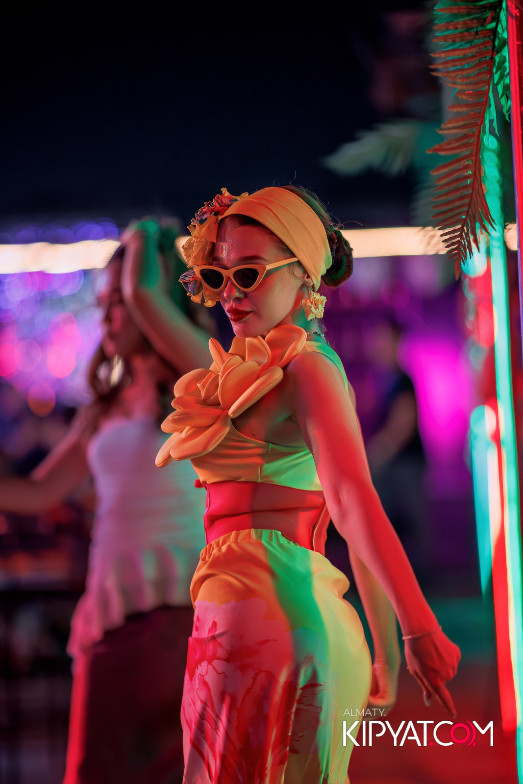 SKY BAR. КИПЯТКОМ АЛМАТЫ!