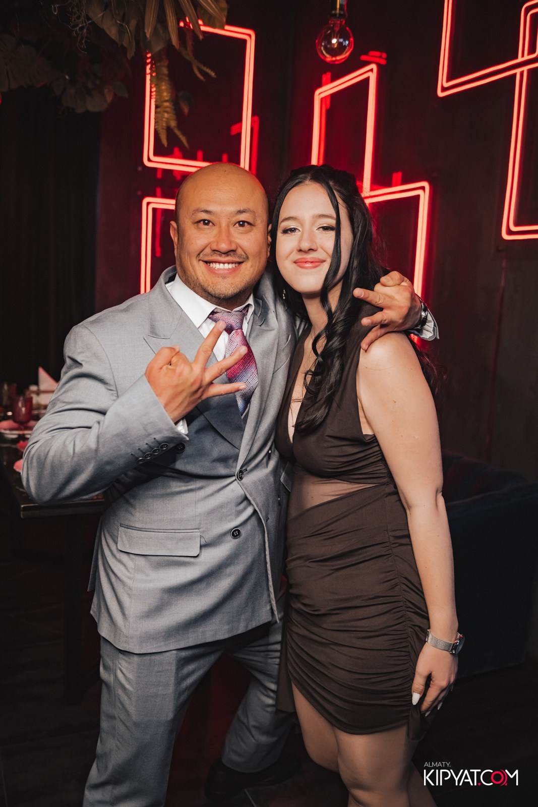 ДОРОГАЯ, Я НЕ ПИЛ. КИПЯТКОМ АЛМАТЫ!