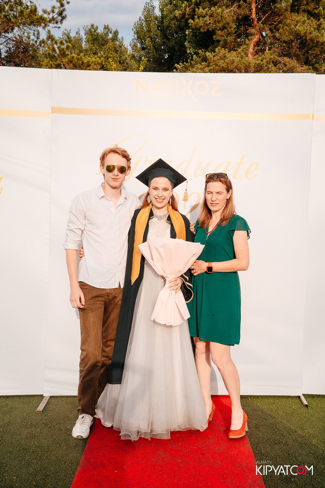 ВРУЧЕНИЕ ДИПЛОМОВ — НАРХОЗ КОЛЛЕДЖ. Part 1. КИПЯТКОМ АЛМАТЫ!