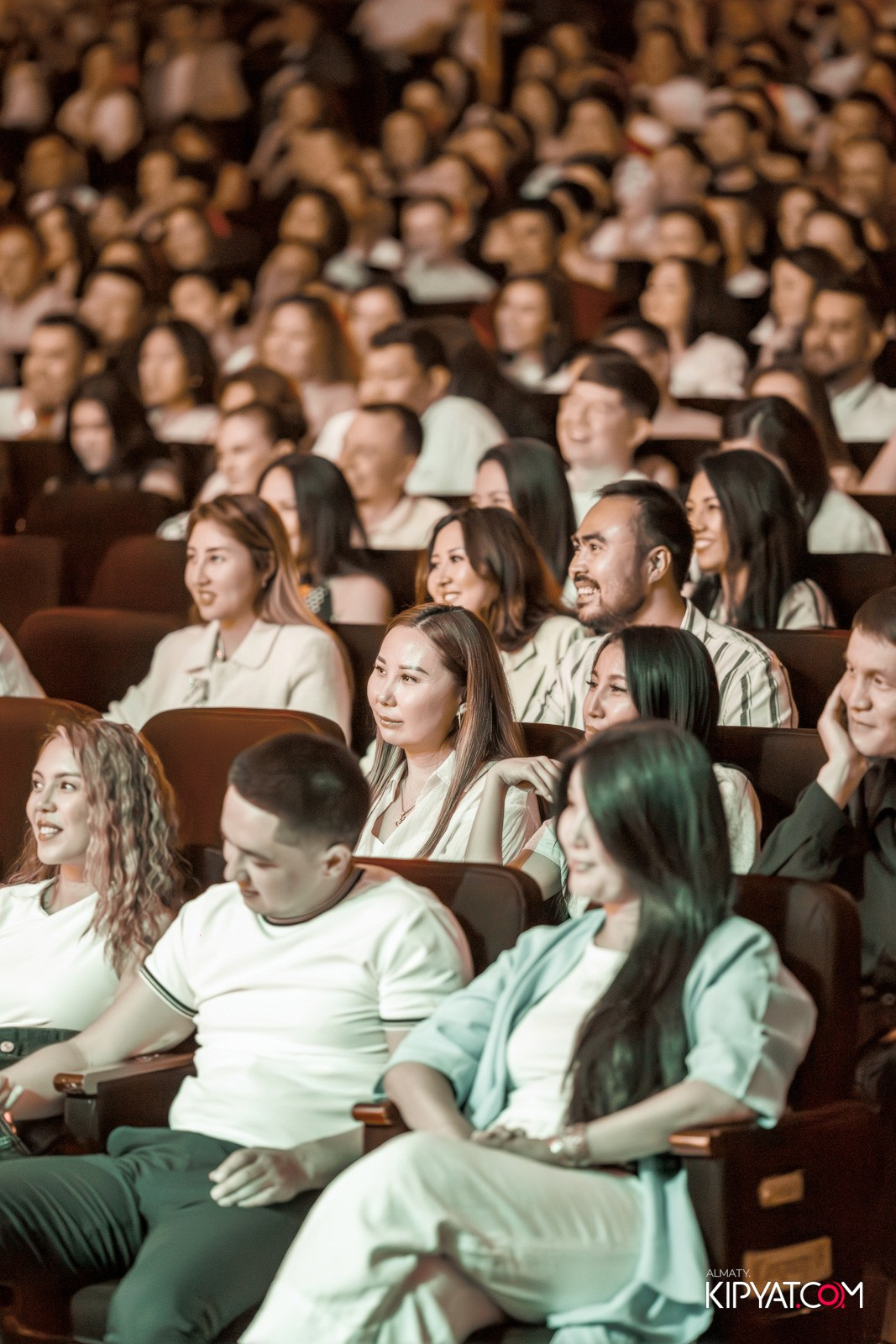 STAND UP КОНЦЕРТ АЛЕКСАНДА МЕРКУЛЬ. КИПЯТКОМ АЛМАТЫ!