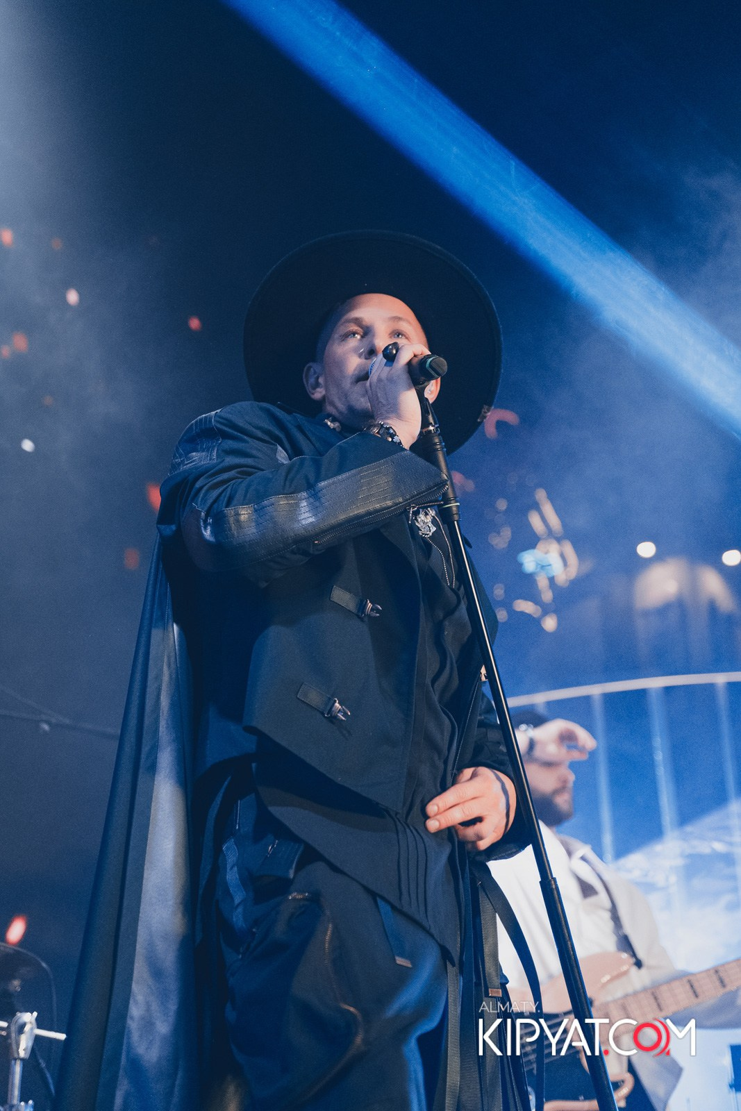 SANTA BARBARA — SPECIAL QUEST МИТЯ ФОМИН. КИПЯТКОМ АЛМАТЫ!