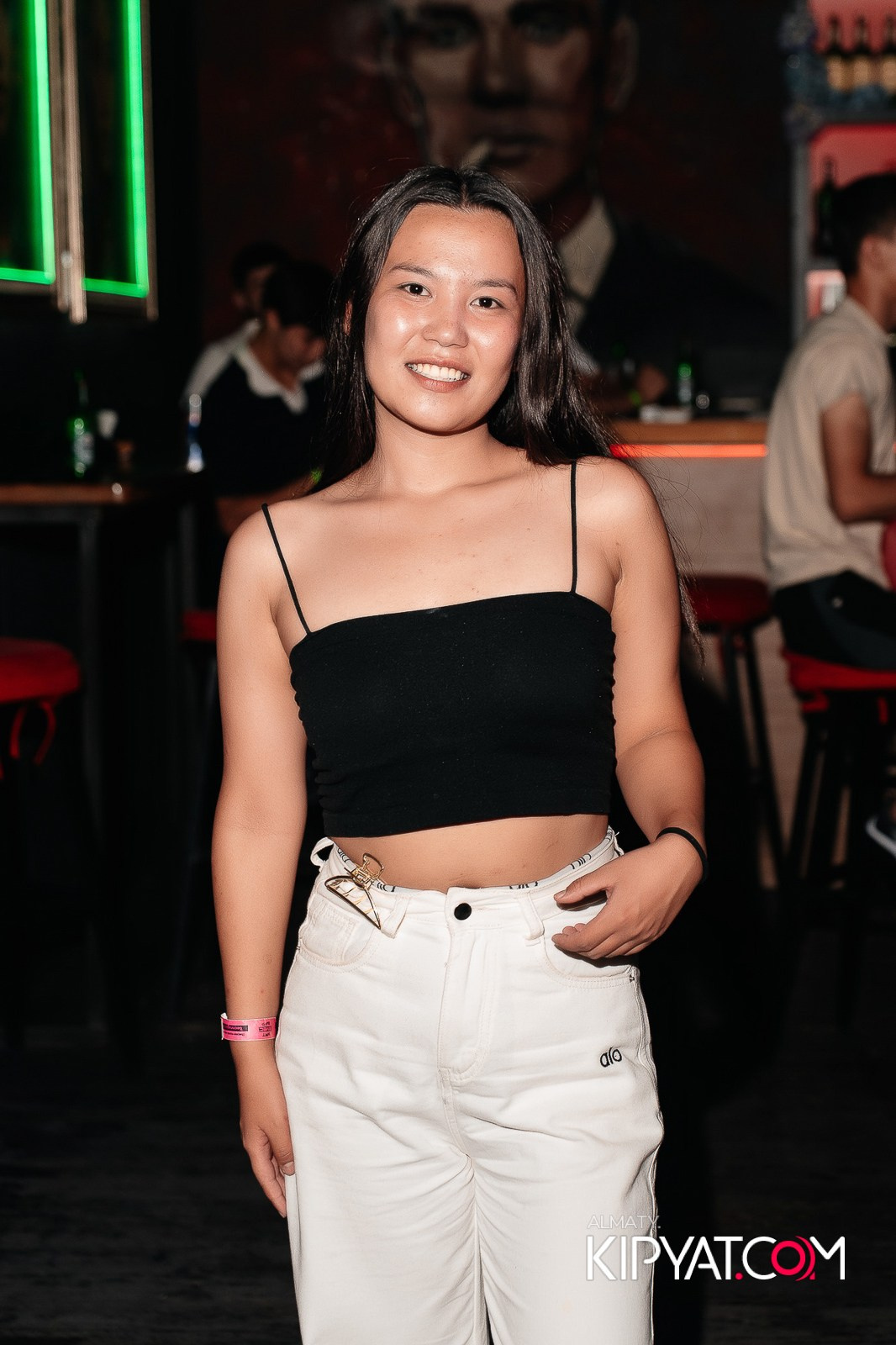 UYAT EMES BAR. КИПЯТКОМ АЛМАТЫ!