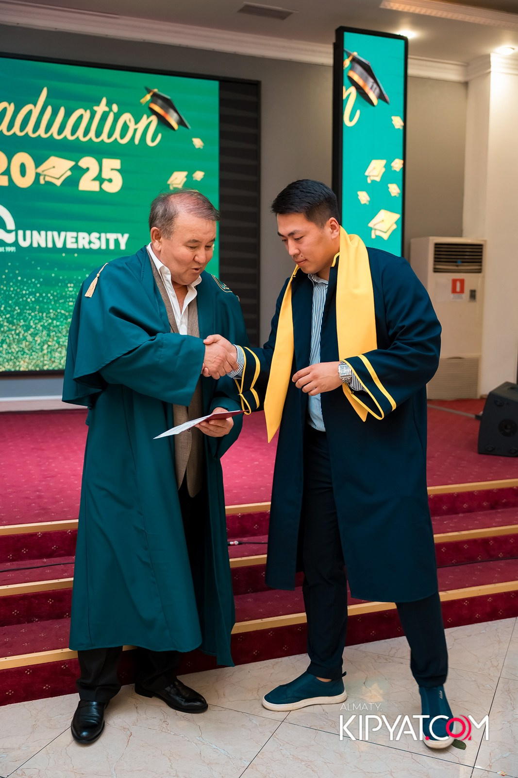 GRADUATION 2025 Q UNIVERSITY. КИПЯТКОМ АЛМАТЫ!