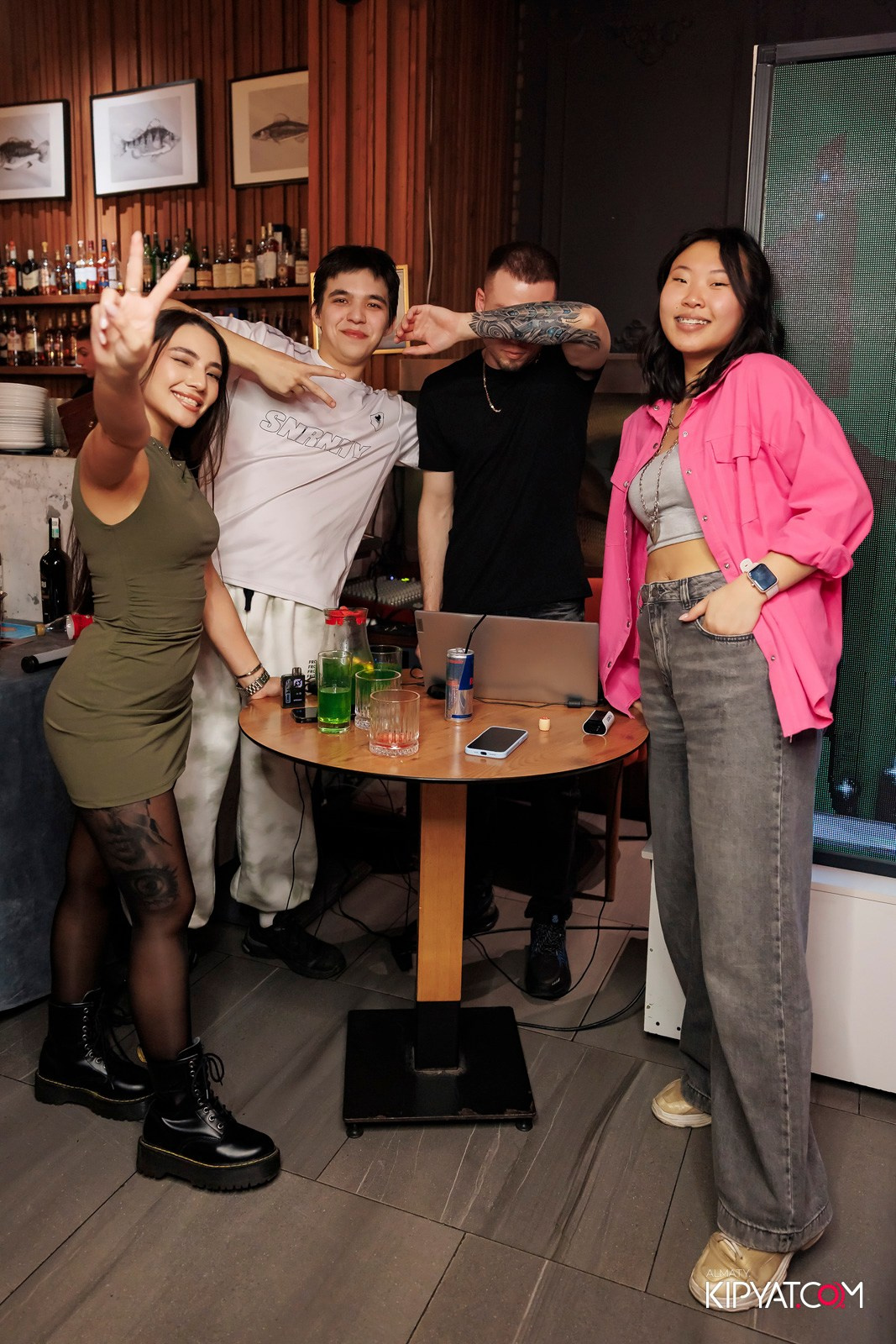 МУЗЫКАЛЬНОЕ ЛОТО В CAVIAR. КИПЯТКОМ АЛМАТЫ! Фотосъемка мероприятий в Алматы