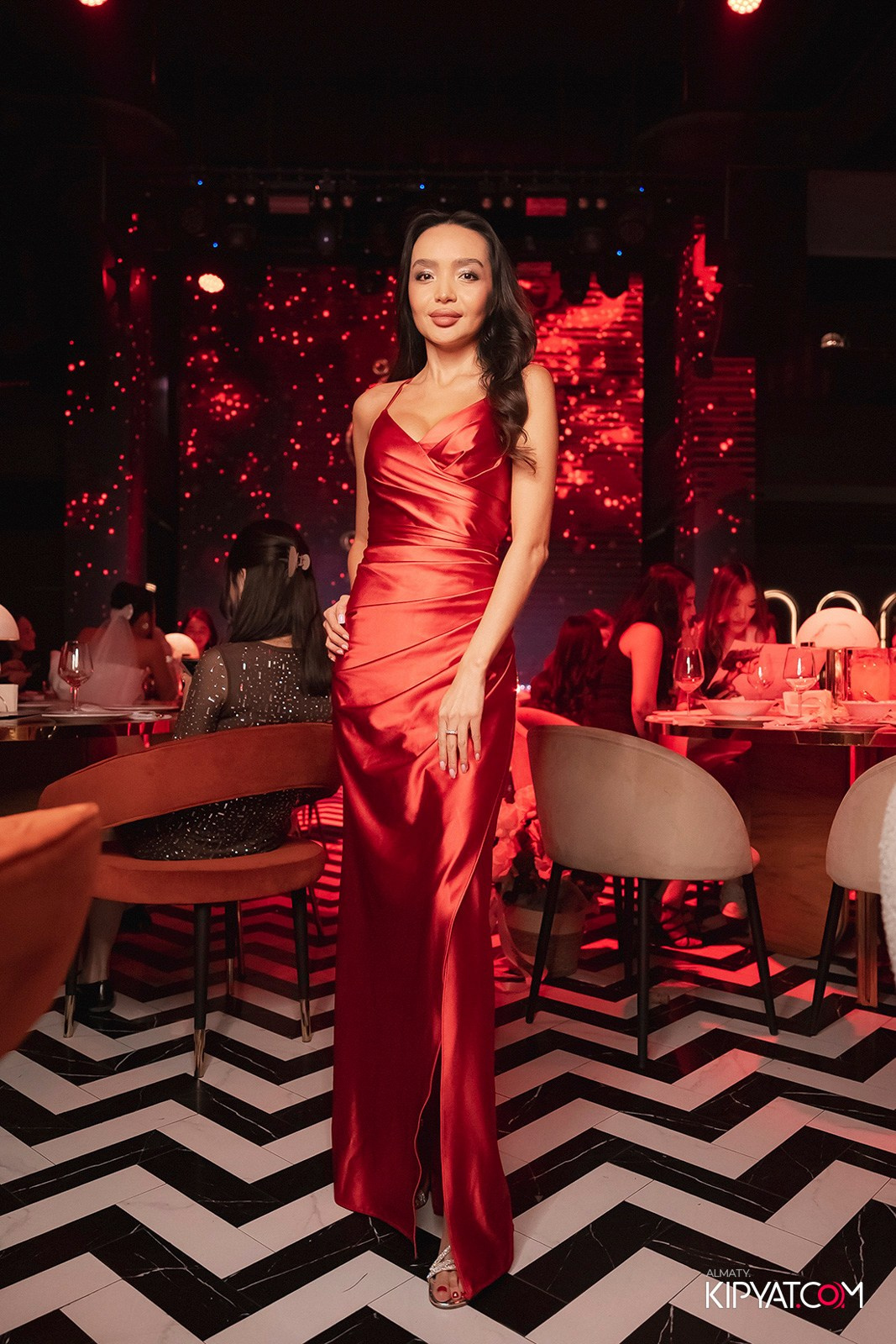 QUEEN. КИПЯТКОМ АЛМАТЫ!