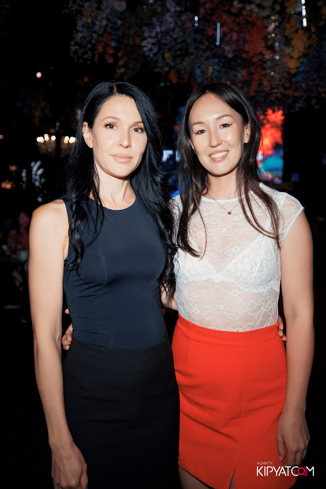 FRIENDS BAR & TERRACE. КИПЯТКОМ АЛМАТЫ!