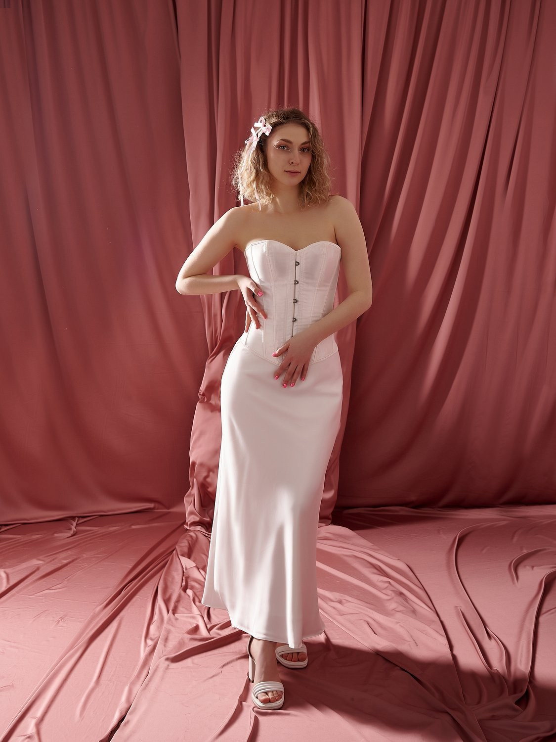 Антонина. Фотограф для людей и брендов в Санкт-Петербурге