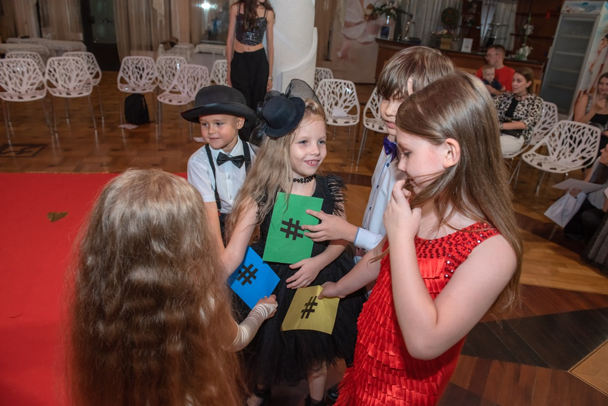 HAPPYkids дефиле санаторий Октябрьский. Семейный и коммерческий фотограф в Сочи Александр Бодунов