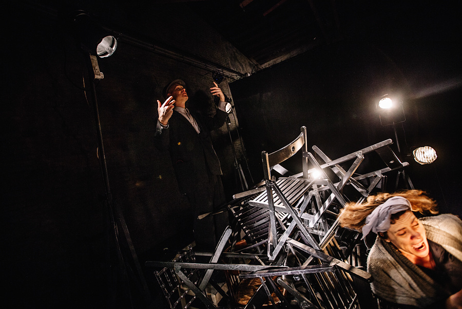 «СТУЛЬЯ» спектакль. Фотограф Михаил Ряховский