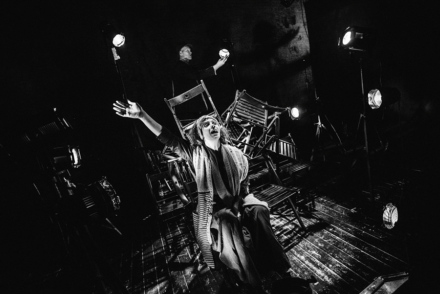 «СТУЛЬЯ» спектакль. Фотограф Михаил Ряховский