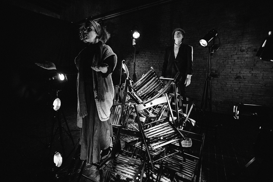 «СТУЛЬЯ» спектакль. Фотограф Михаил Ряховский