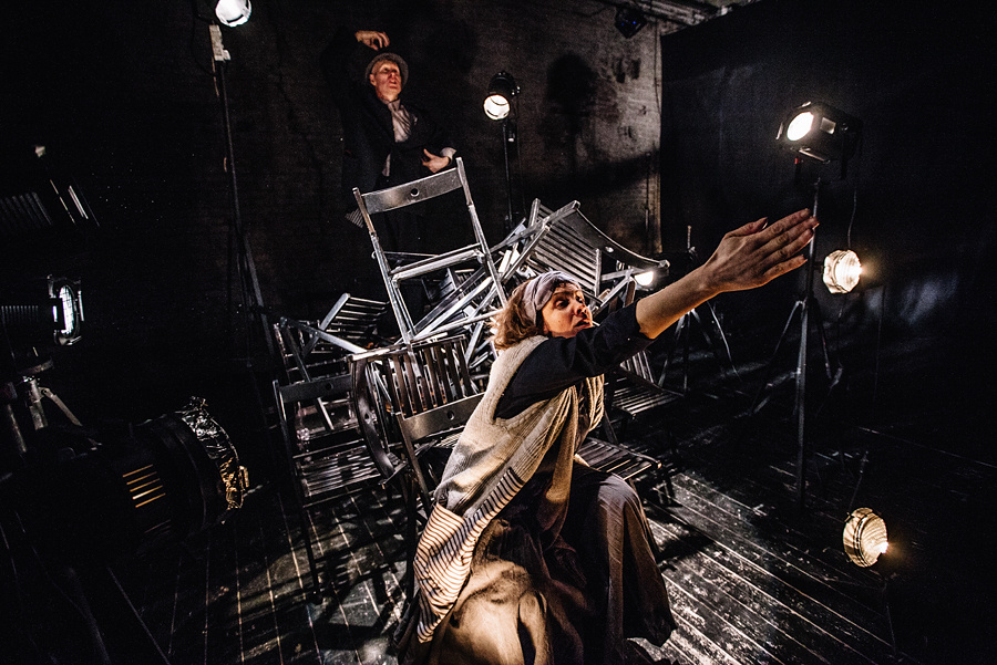 «СТУЛЬЯ» спектакль. Фотограф Михаил Ряховский