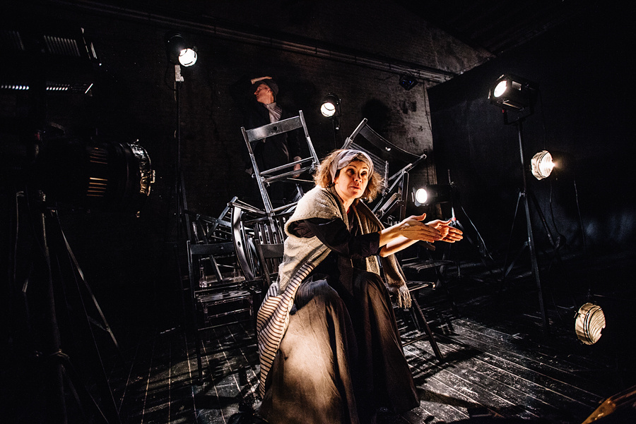 «СТУЛЬЯ» спектакль. Фотограф Михаил Ряховский