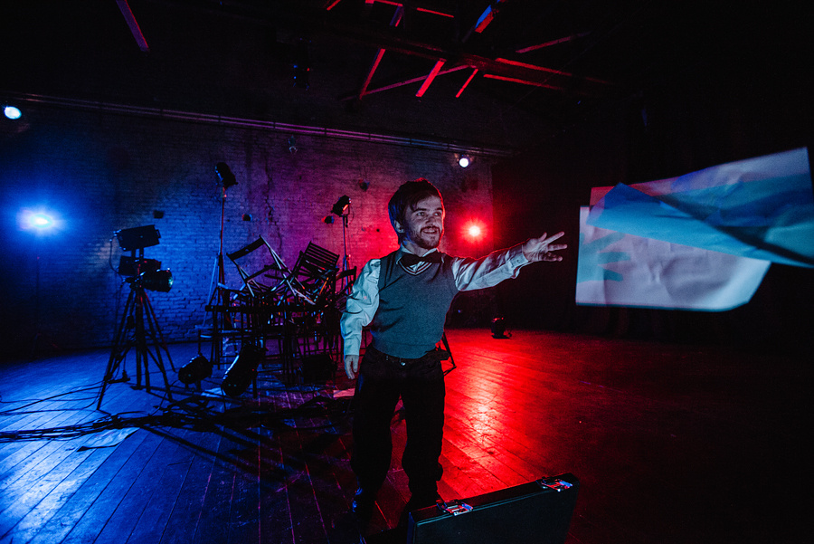 «СТУЛЬЯ» спектакль. Фотограф Михаил Ряховский