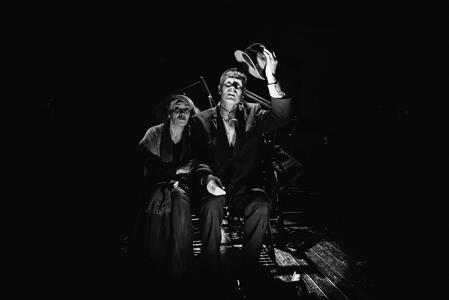 «СТУЛЬЯ» спектакль. Фотограф Михаил Ряховский