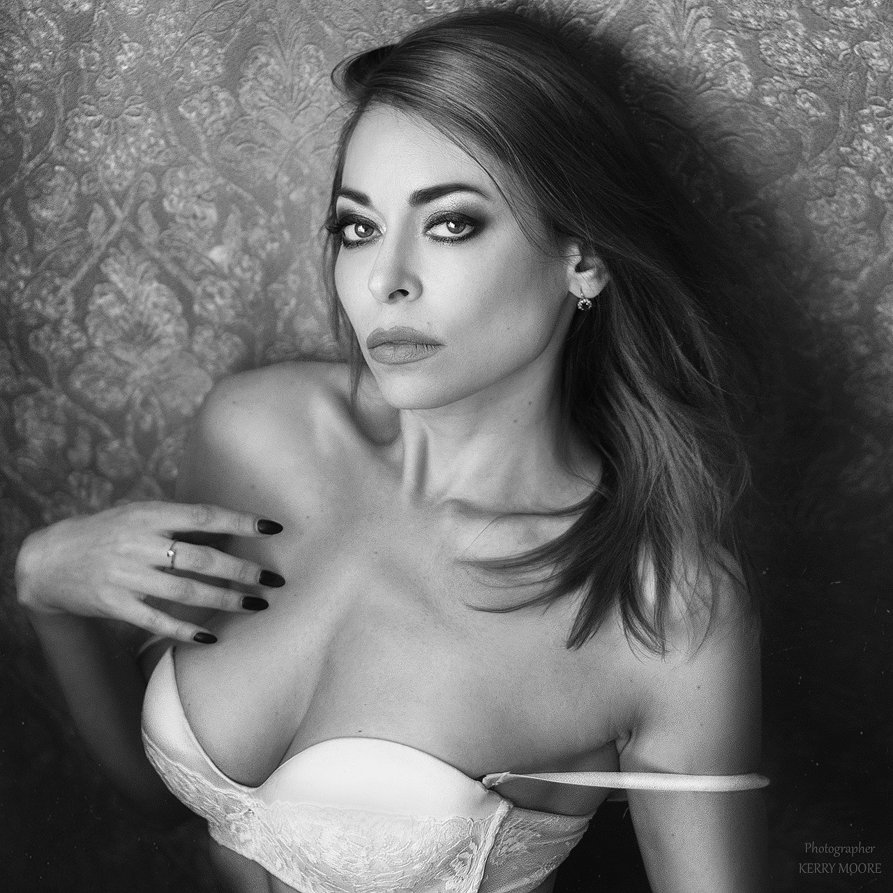 Чувственный женский портрет. Фотограф и художник Kerry Moore