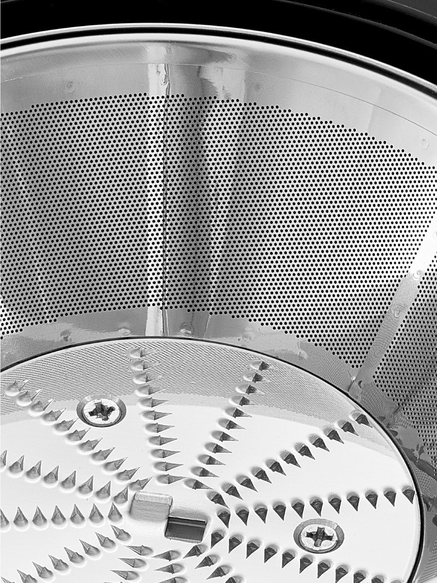 Для МАРКЕТПЛЕЙСОВ. Max Matvich and Victoria Basova are professionals in their field