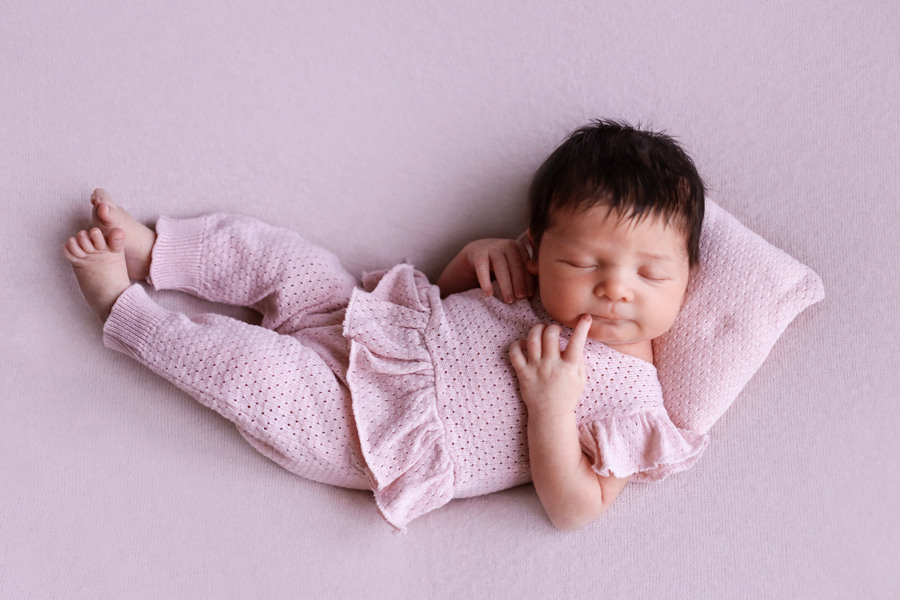 Нина 7 дней. Семейный фотограф и фотограф новорожденных в Санкт-Петербурге Алина Фе