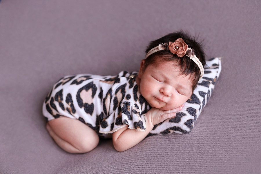 Нина 7 дней. Семейный фотограф и фотограф новорожденных в Санкт-Петербурге Алина Фе