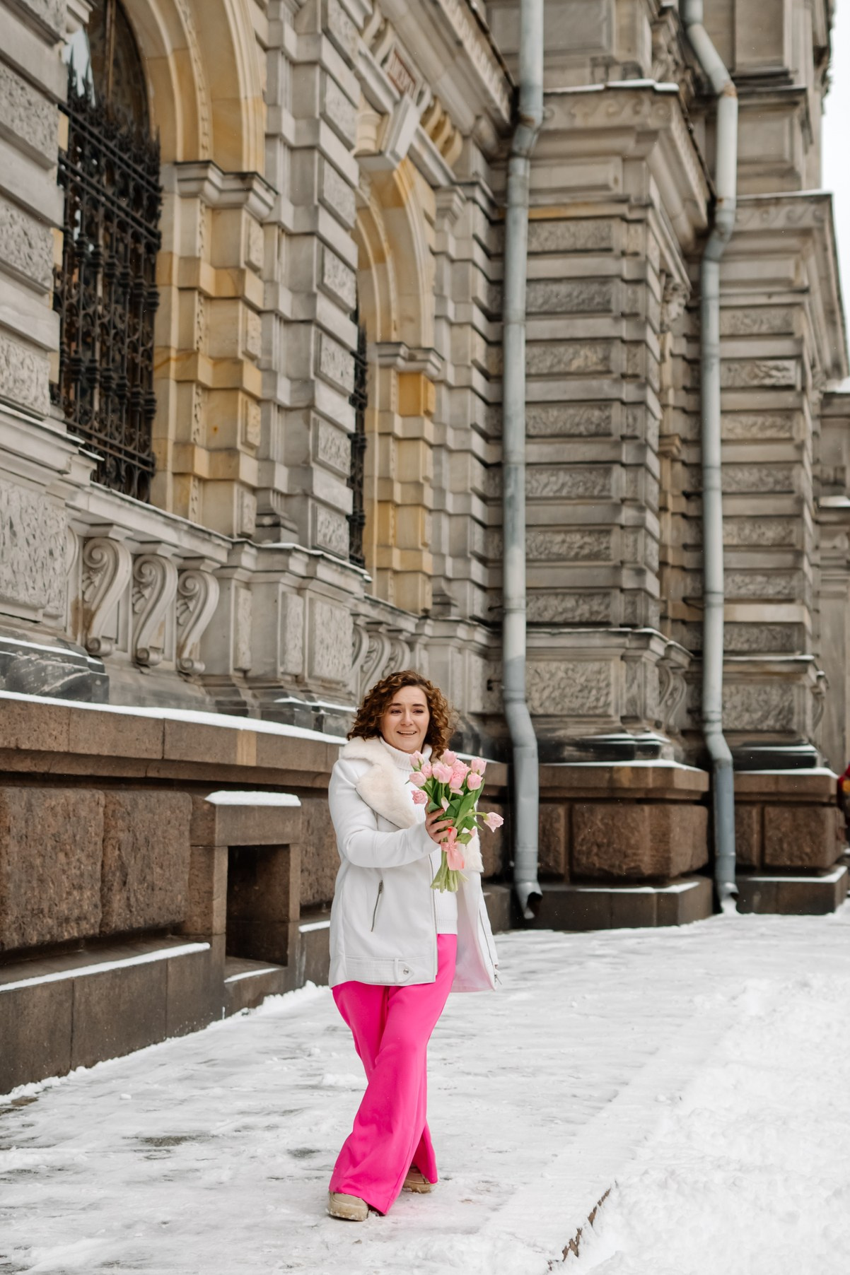 Юля с тюльпанами. Свадебный и сеейный фотограф в Санкт-Петербурге Елена Худякова