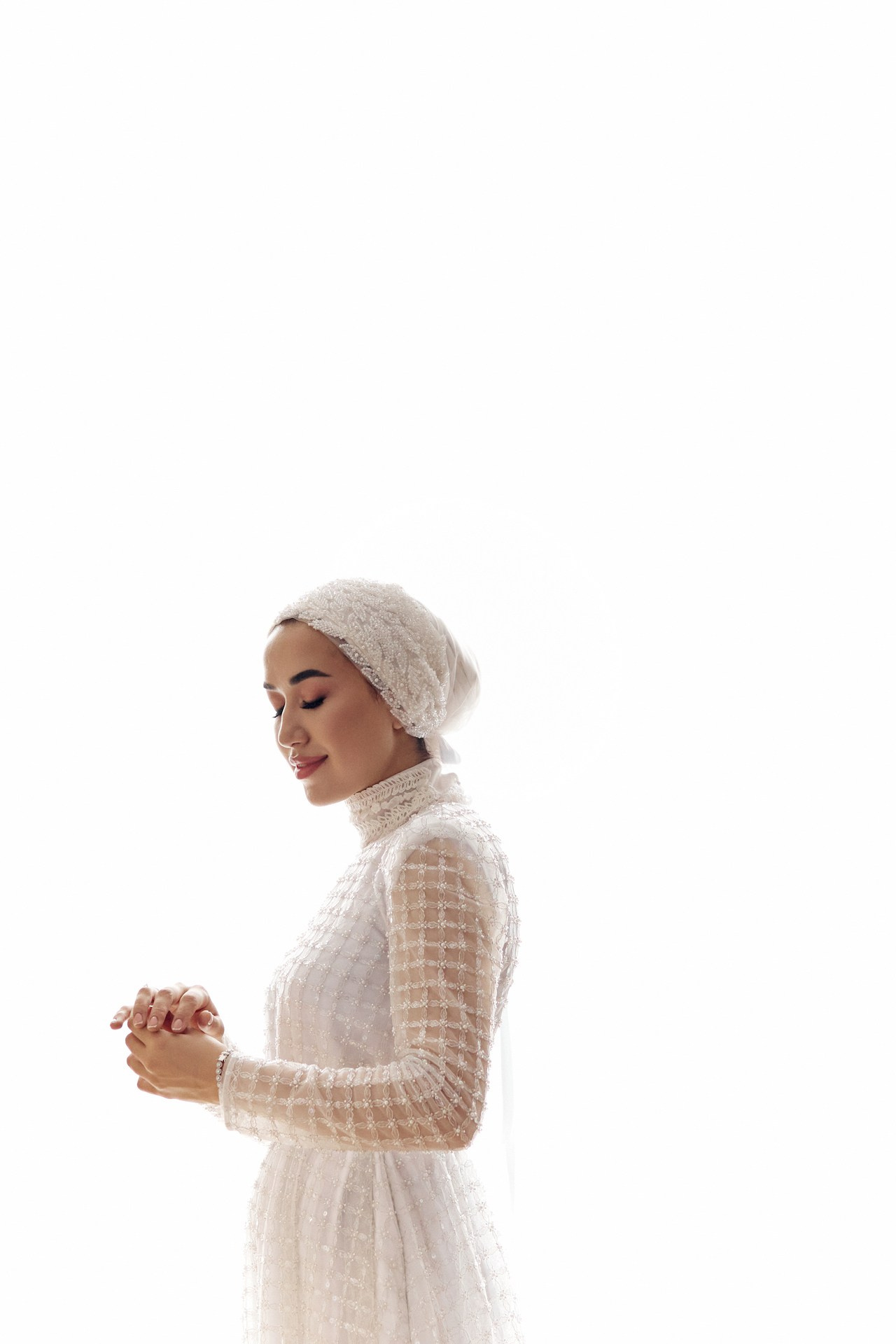 Доверьте нам ваш особенный и незабываемый день и будьте уверены, что мы создадим для вас неповторимые воспоминания, которые будут радовать вас и ваших друзей и родственников на протяжении долгих лет. 