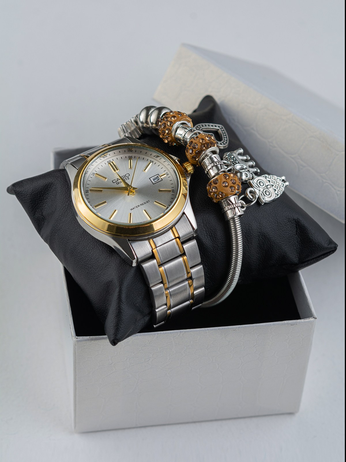 Фотосъёмка часов. Сборные фотосъёмки в Москве. фотосессии одежды.фотограф