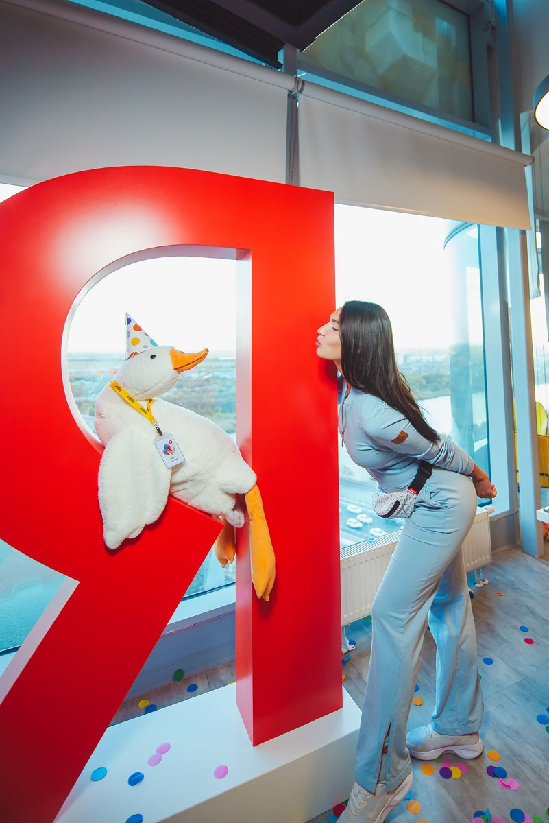 БЦ «5 МОРЕЙ» День рождения «YANDEX» Ростов-на-Дону