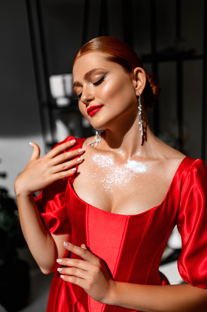 Портфолио со съемок в студиях и с фотопроектов. Женский фотограф в Москве Юлия Любченко