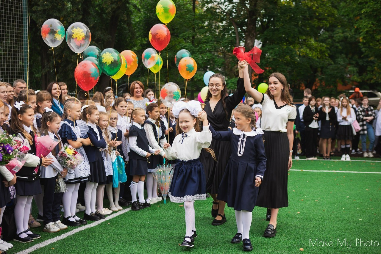 Отзывы. Выпускные альбомы в Луге/Школьные съёмки